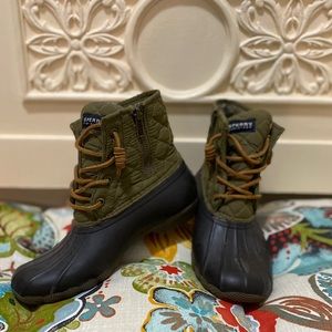 Sperry duck boots